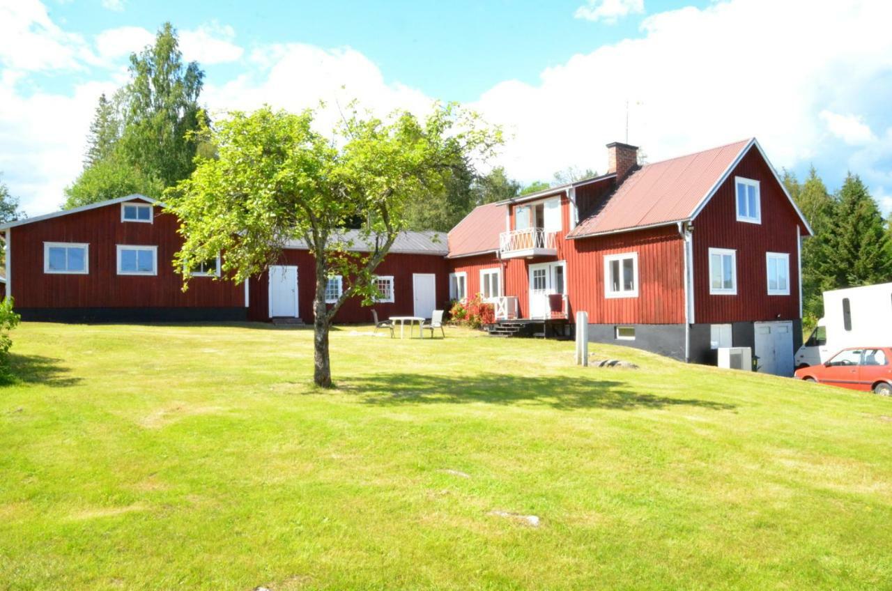 Ett Hus Med 3 Sovrum Med Supersnabba Internet Fiberanslutningen 1000Mb-100Mb I Hoeg, 7 Minuter Fran Hudiksvall Kültér fotó