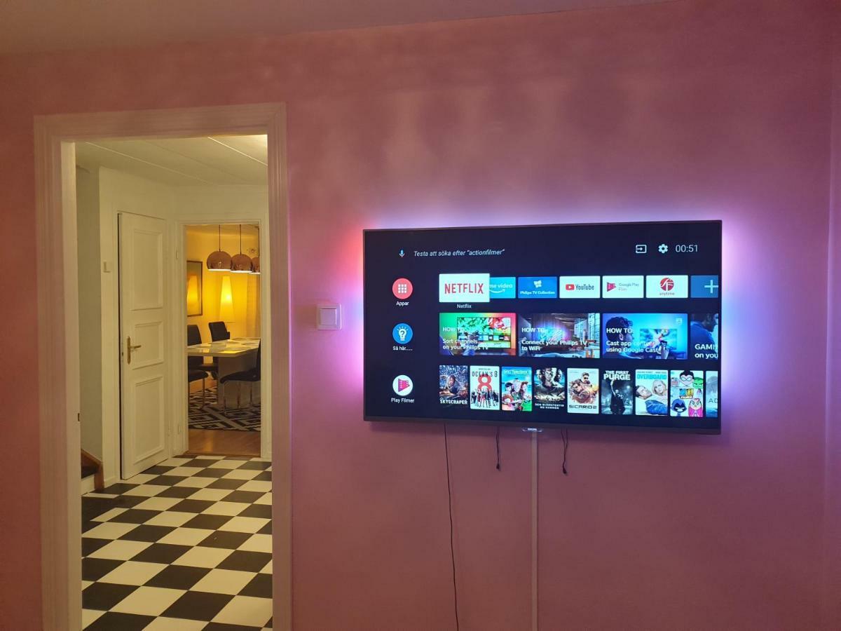 Ett Hus Med 3 Sovrum Med Supersnabba Internet Fiberanslutningen 1000Mb-100Mb I Hoeg, 7 Minuter Fran Hudiksvall Kültér fotó